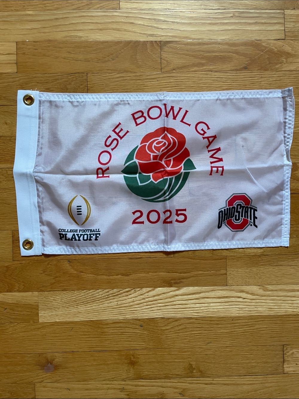 NEW! Rose Bowl Game 2025 White Garden Flag 20”x11.5”